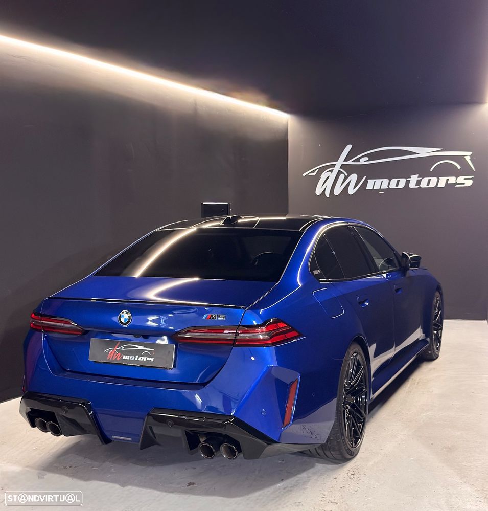BMW M5 xDrive - 7