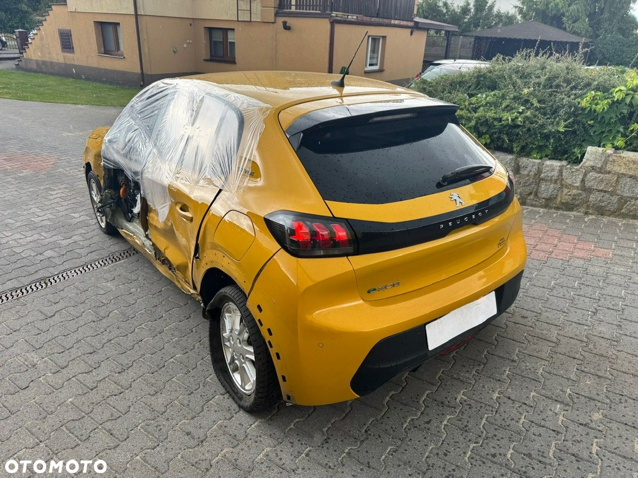 Peugeot 208 - 6