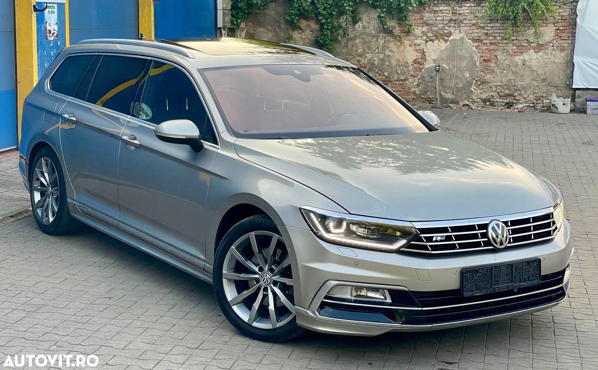 Volkswagen Passat Variant 2.0 TDI DSG R Executive - 1