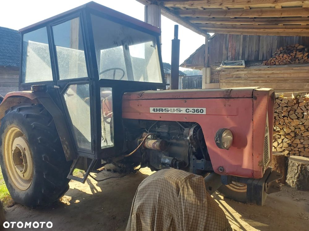 Ursus C360 - 1