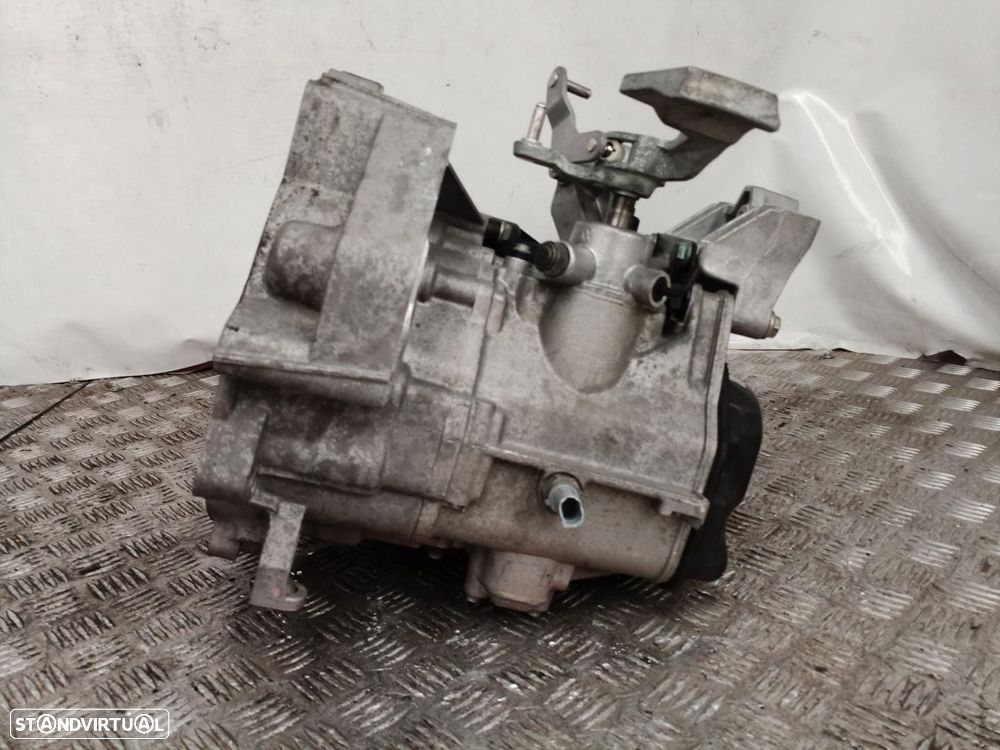 CAIXA VELOCIDADES VOLKSWAGEN GOLF V 2006 - 1