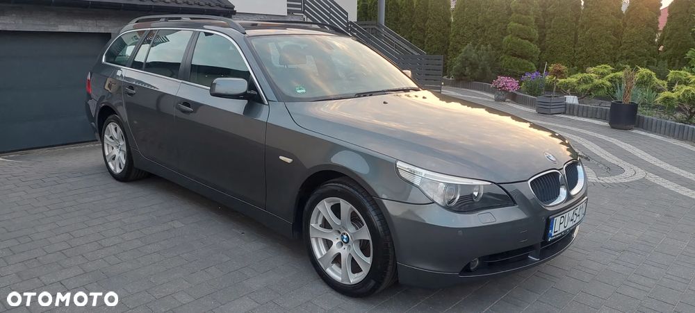 BMW Seria 5 525i - 13