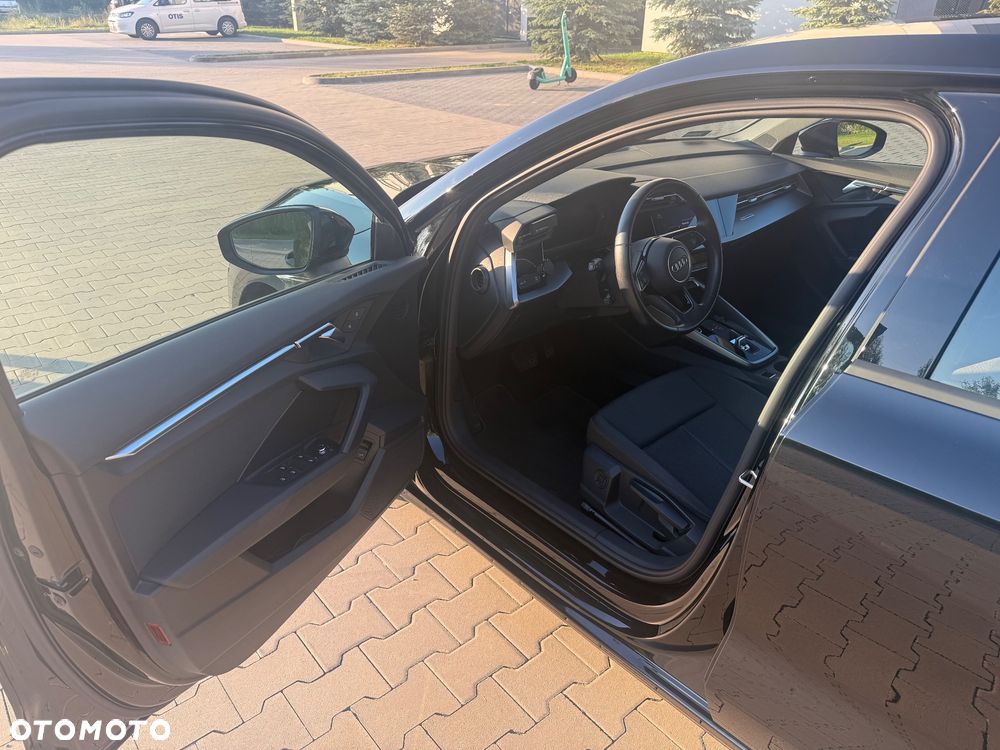 Audi A3 Limousine 35 TFSI mHEV S tronic - 14