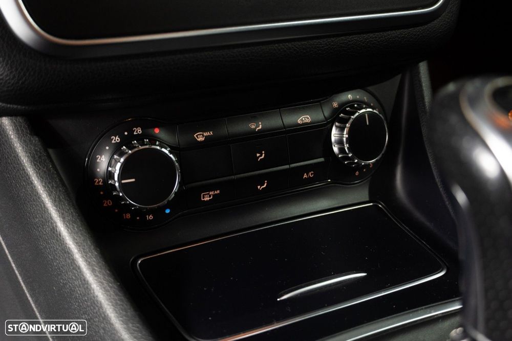 Mercedes-Benz CLA 180 (CDI) d Urban - 27