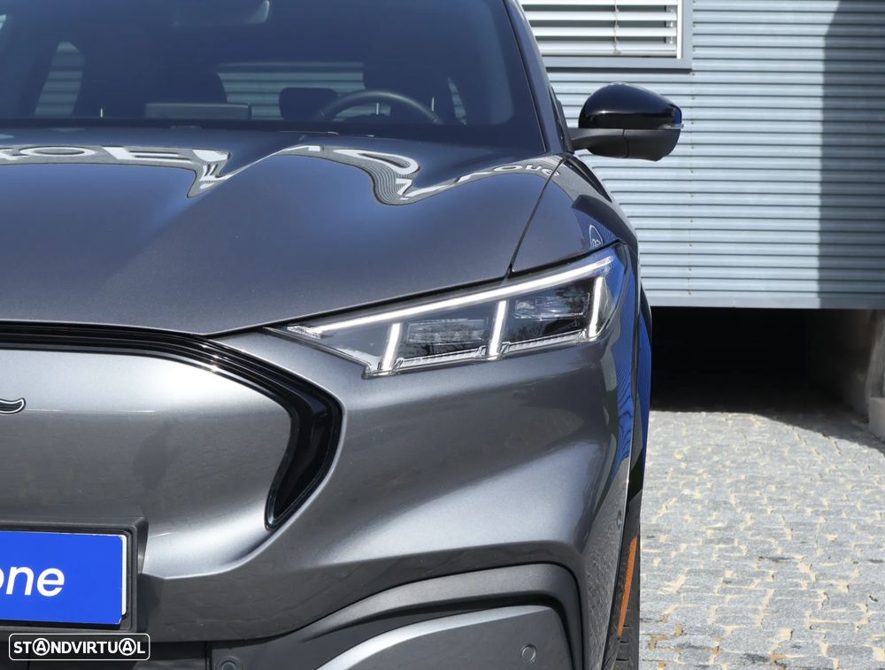 Ford Mustang Mach-E AWD PREMIUM - 10