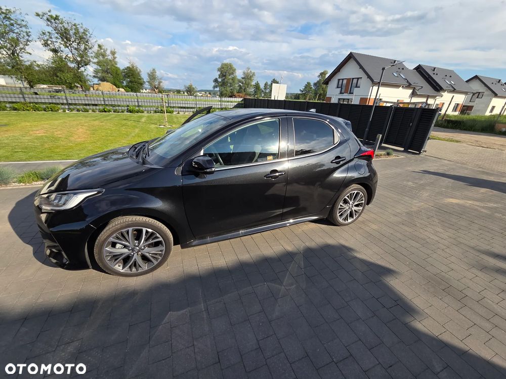 Toyota Yaris - 10