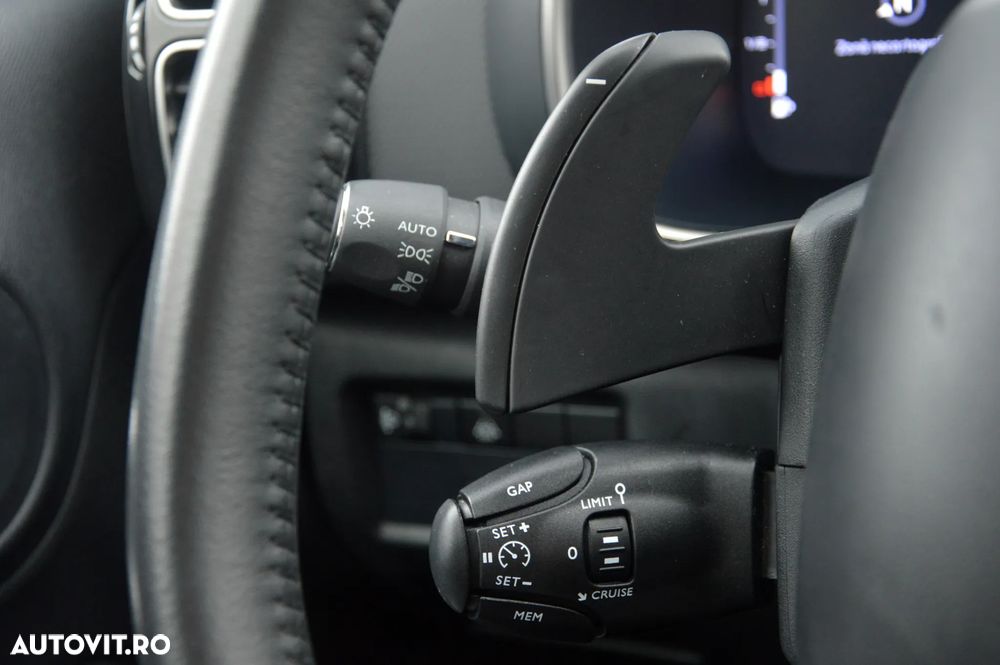 Citroën C5 Aircross 1.2 PureTech S&S EAT8 Shine - 31