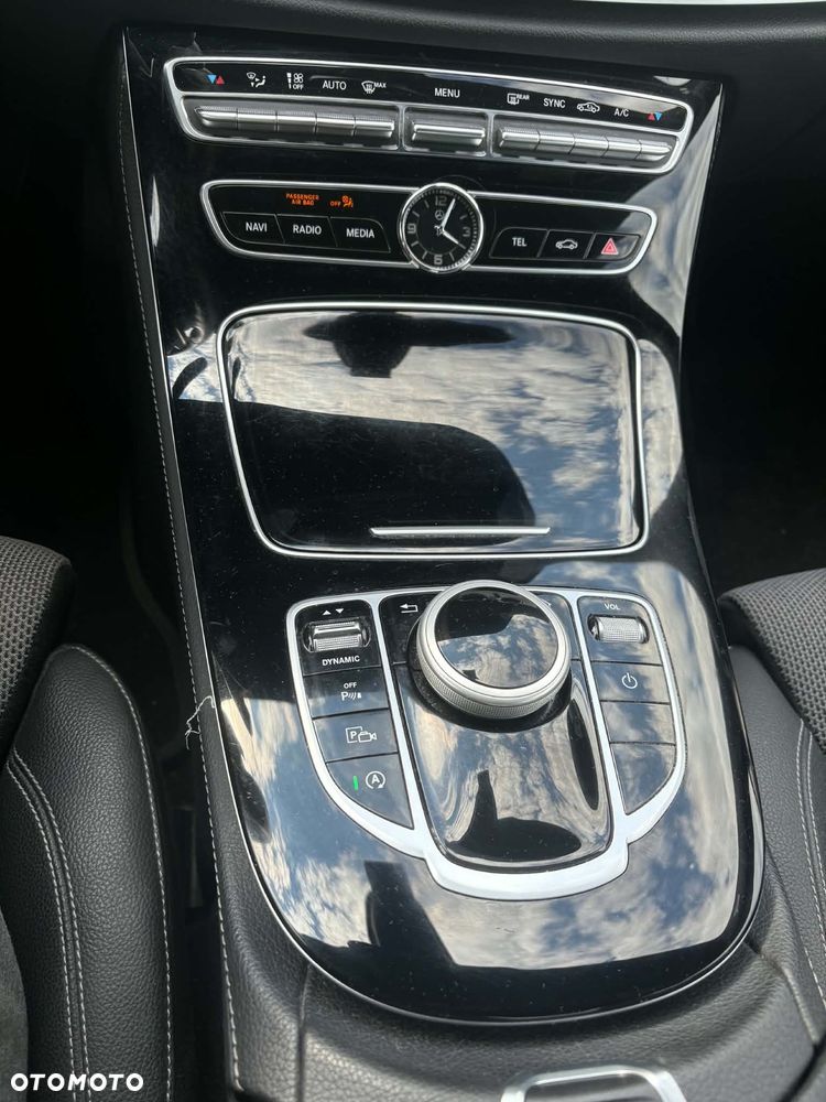 Mercedes-Benz Klasa E - 4