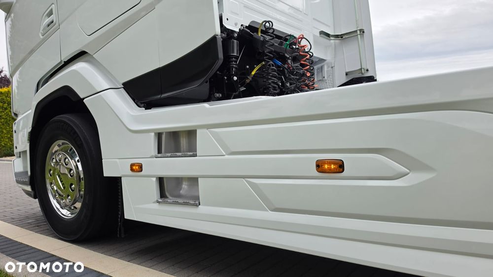 DAF DAF///XG///480///2024///JEDYNE  117TYŚ KM///FULL LED///VIRTUAL COCPIT///ALUMINIOWE///GWARANCJA/// FELGI///ZABUDOWY MIĘDZYOSIOWE///DUŻE ZBIORNIKI///STAN JAK NOWY. - 23
