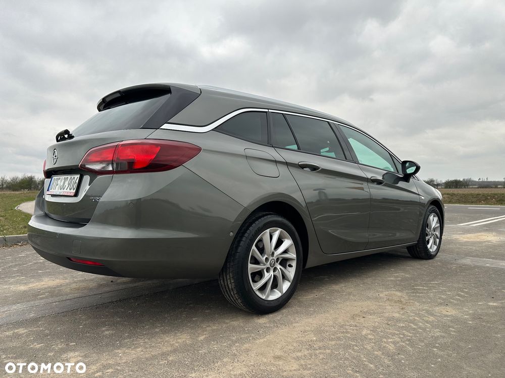 Opel Astra 1.4 Turbo Innovation - 4