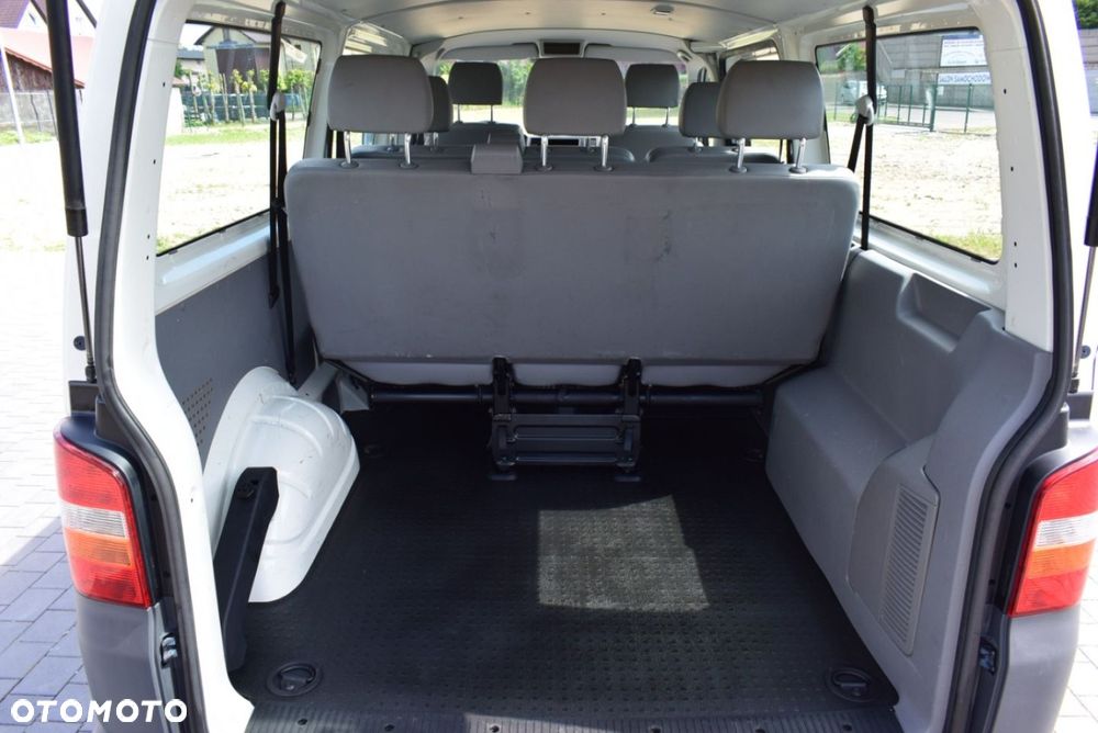 Volkswagen Transporter - 12