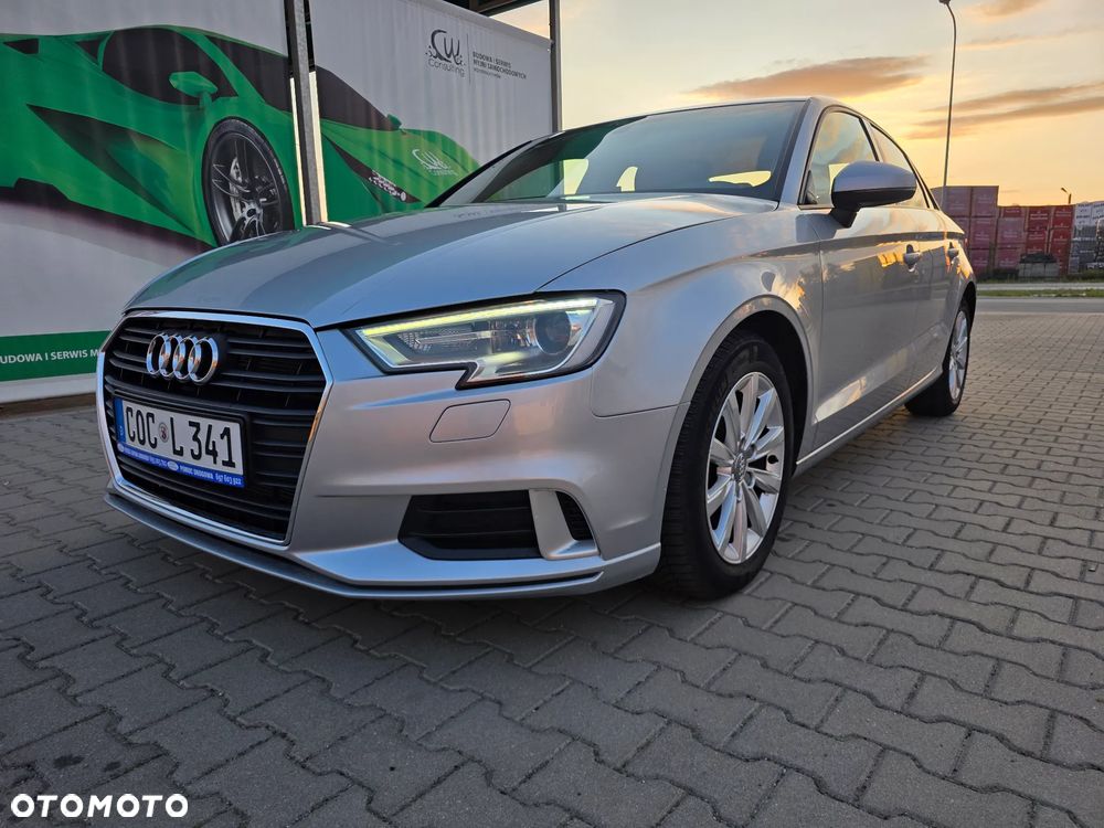Audi A3 Limousine 1.6 TDI design - 1