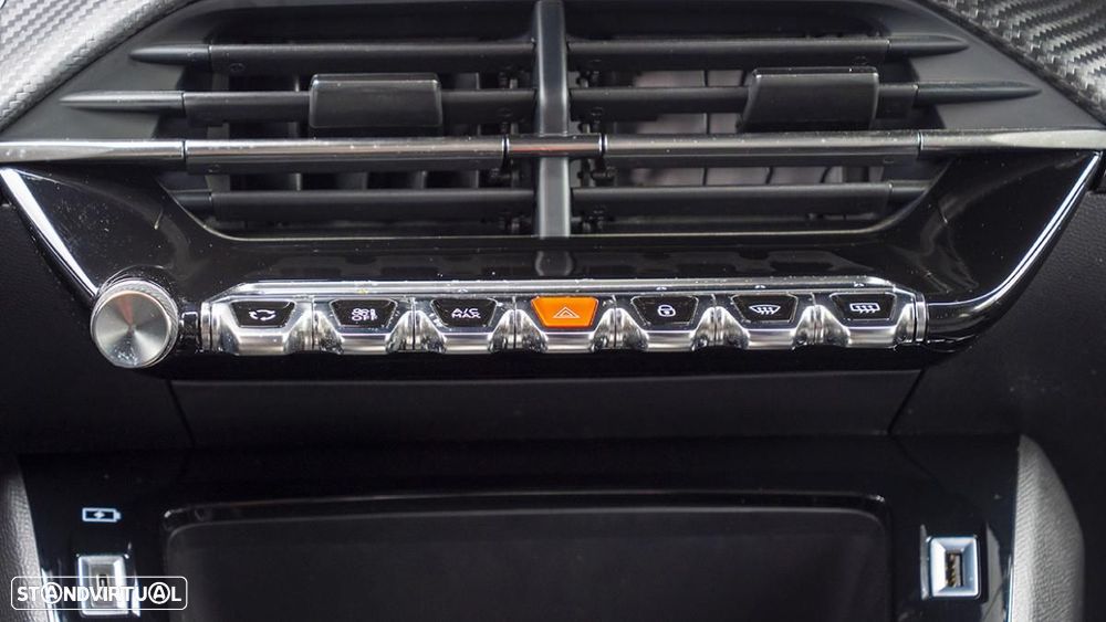 Peugeot e-2008 50 kWh Active Pack - 23