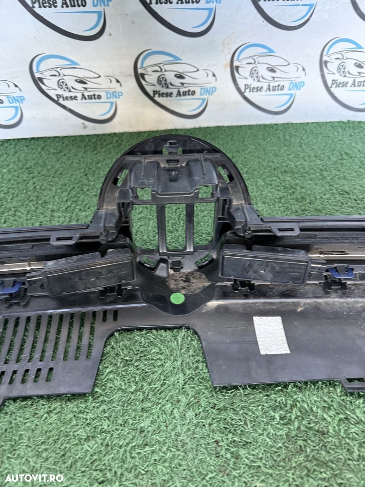 Grila originala centrala vw volkswagen Golf 8 - 5