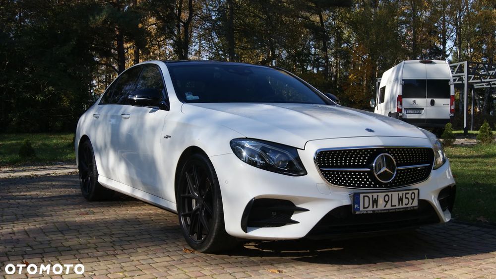 Mercedes-Benz Klasa E - 2