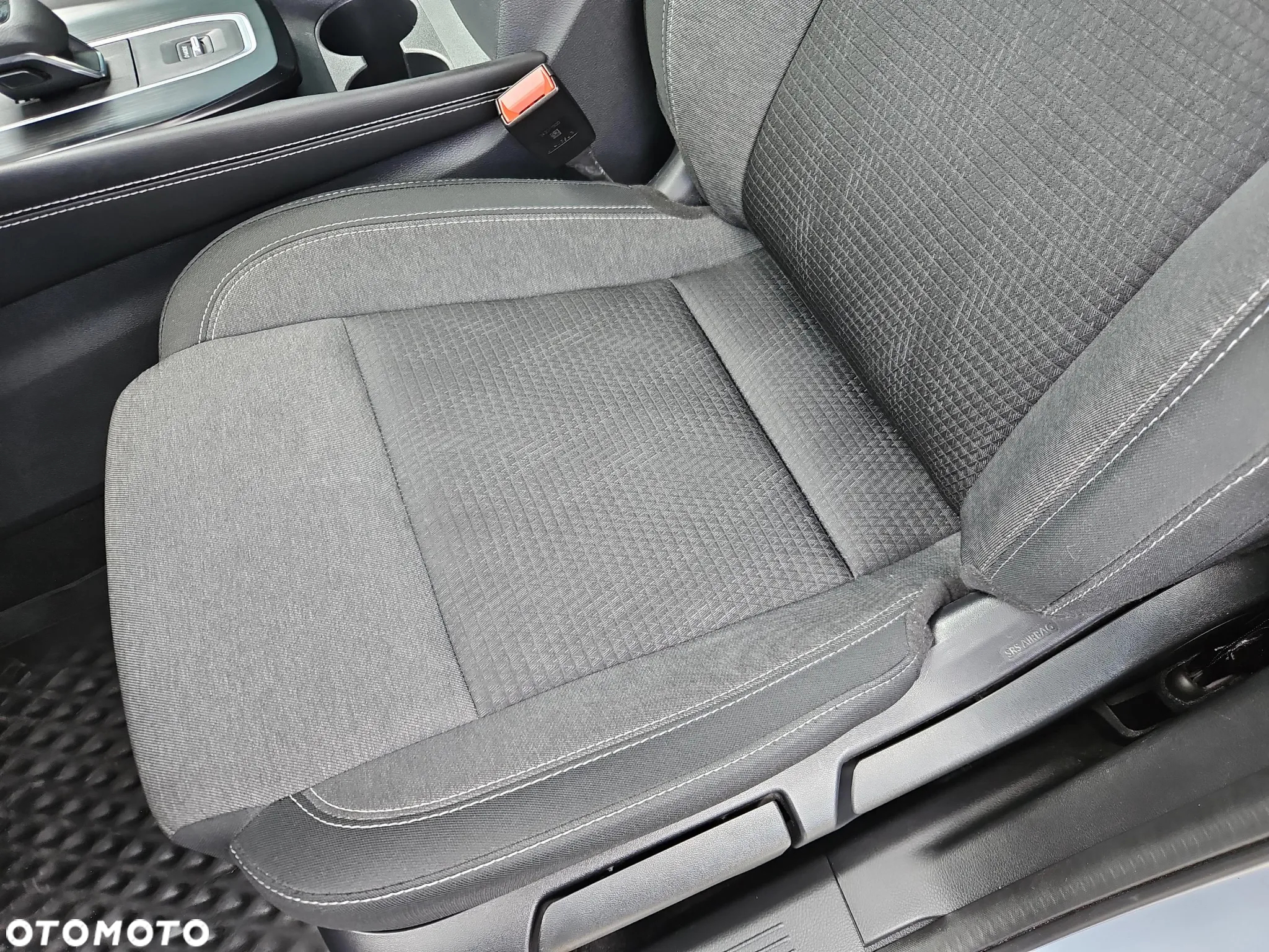Nissan Qashqai 1.3 DIG-T mHEV N-Connecta Xtronic - 13