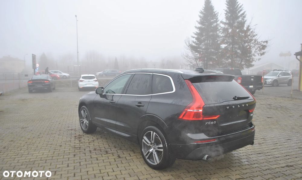 Volvo XC 60 T5 AWD Geartronic RDesign - 5