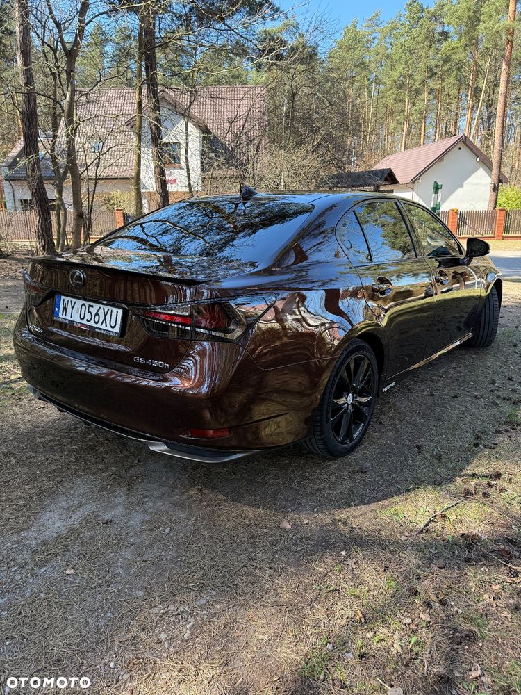 Lexus GS - 9