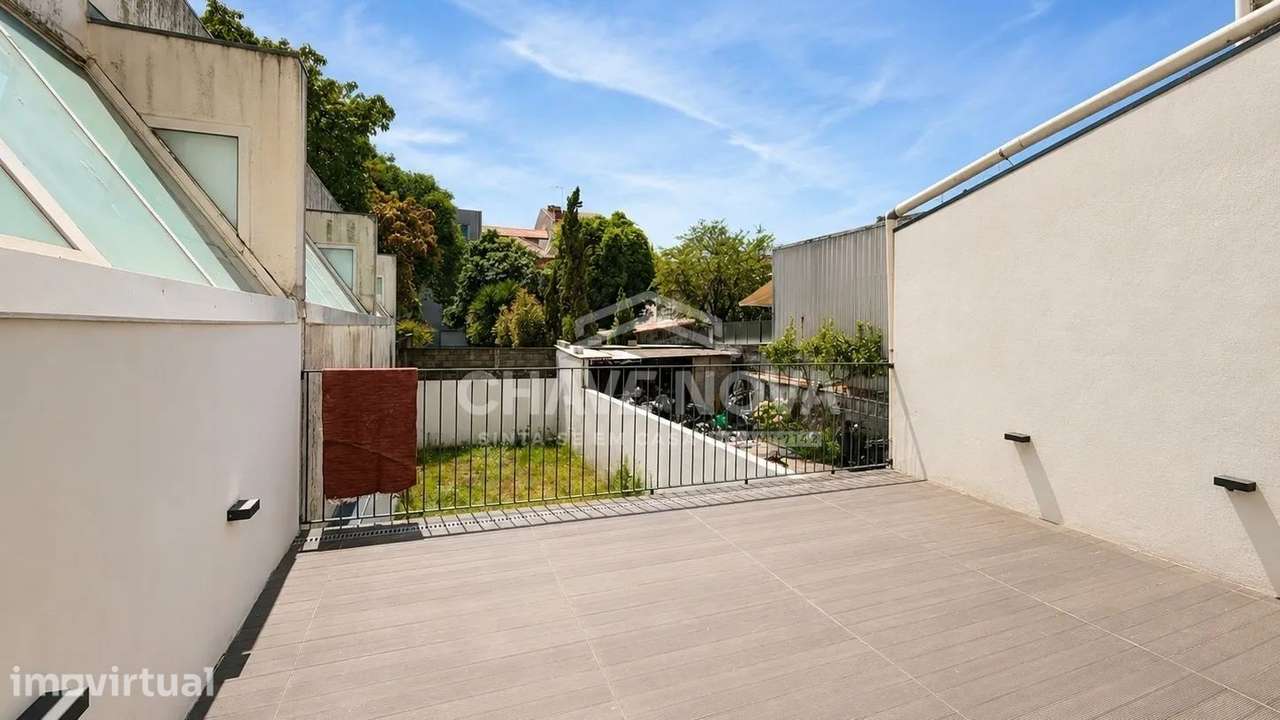 Estúdio T0 Novo com Terraço | Centro do Porto - Grande imagem: 3/16