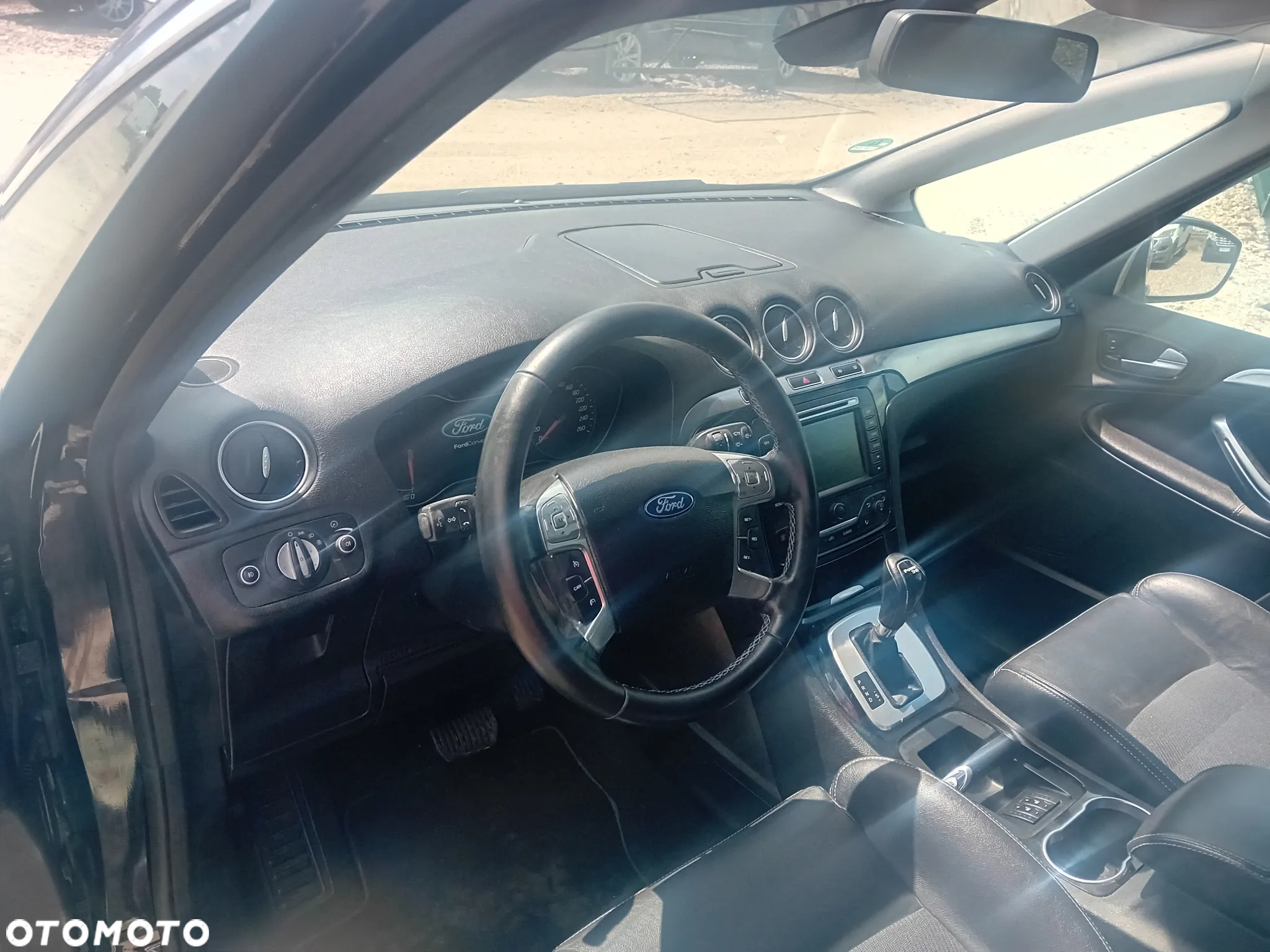 Ford S-Max - 19