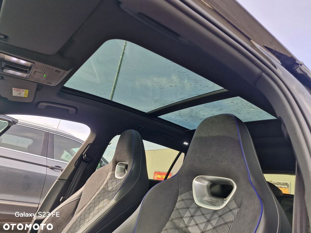 Volkswagen Passat - 27