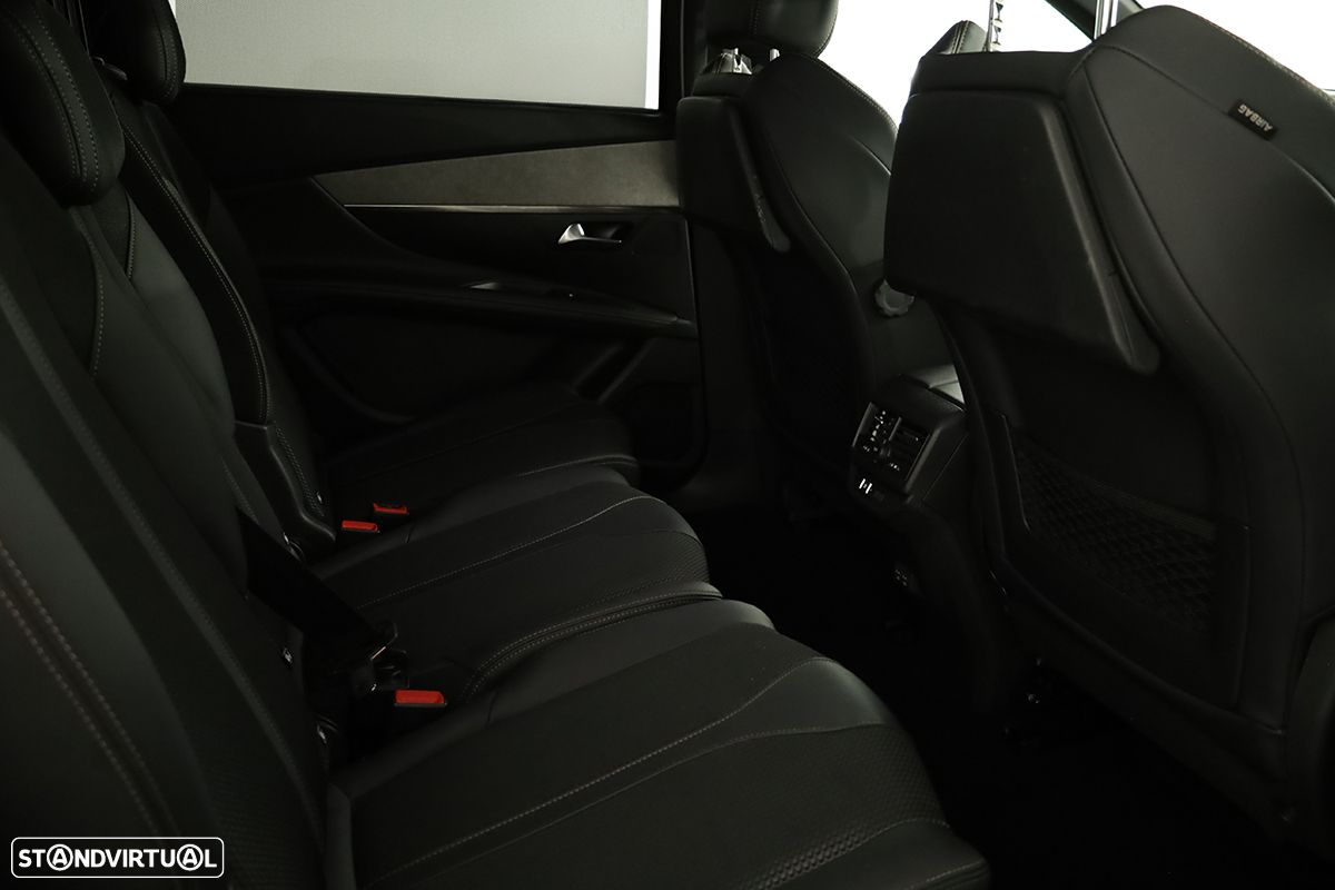 Peugeot 5008 1.2 PureTech GT EAT8 - 24