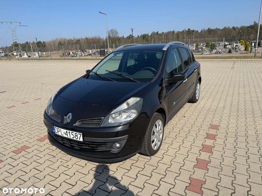 Renault Clio - 1