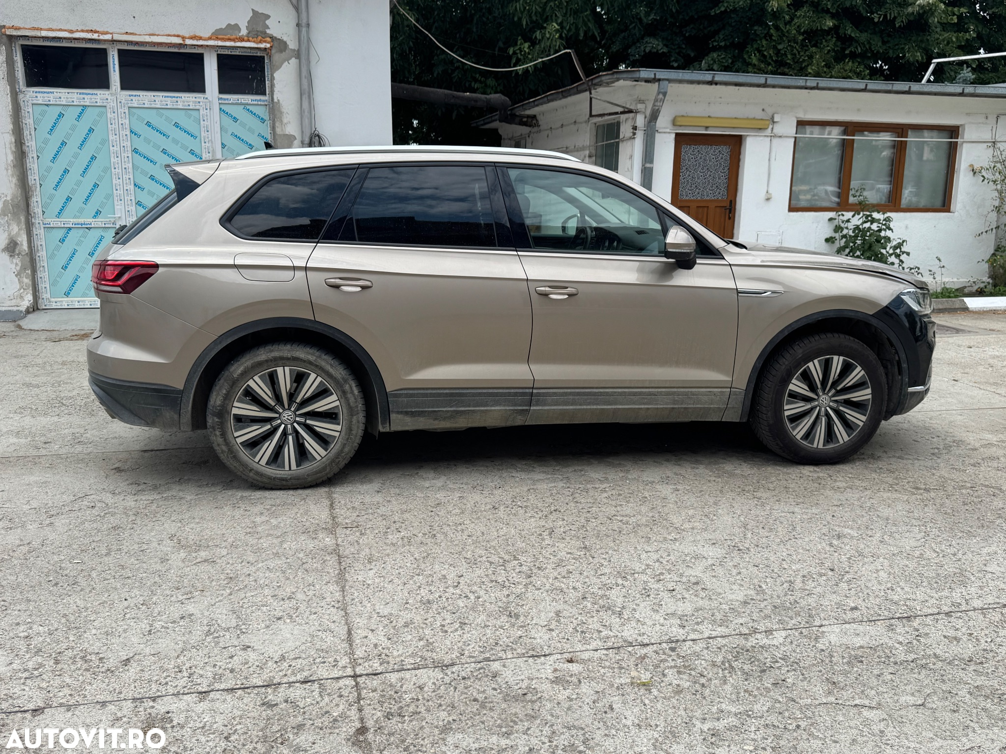 Volkswagen Touareg V6 TDI Style - 8