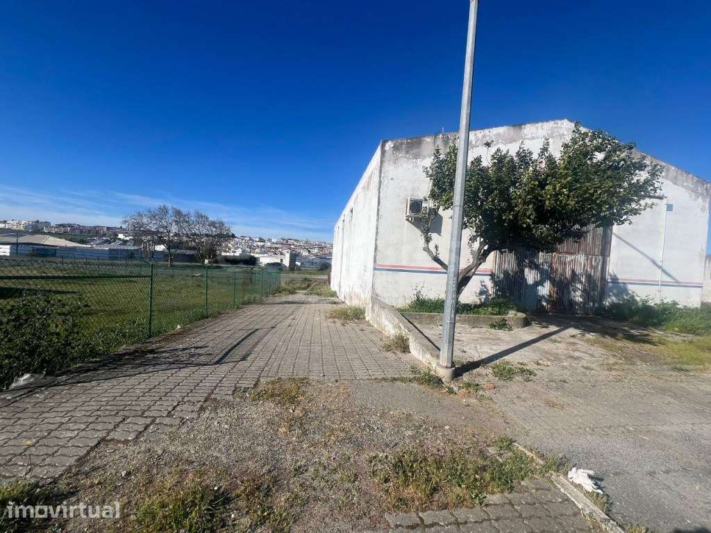 Armazém Industrial em Beja - Grande imagem: 2/7
