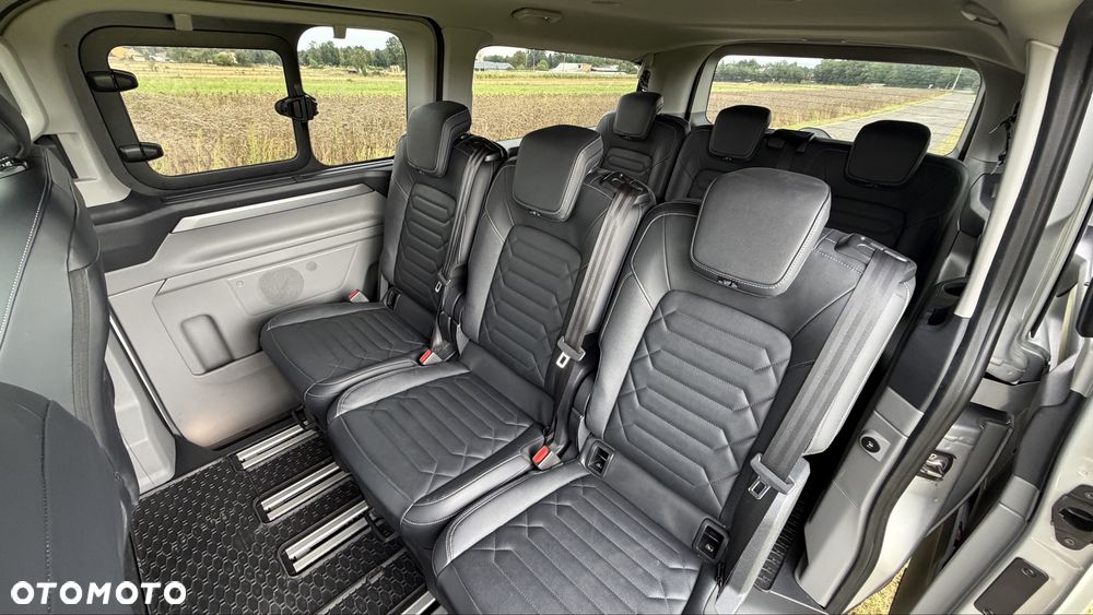 Ford Tourneo Custom - 6