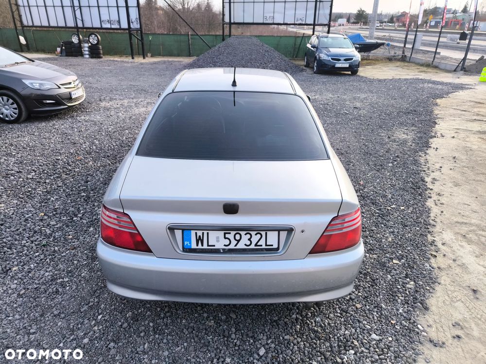 Honda Accord 1.8i ES - 11