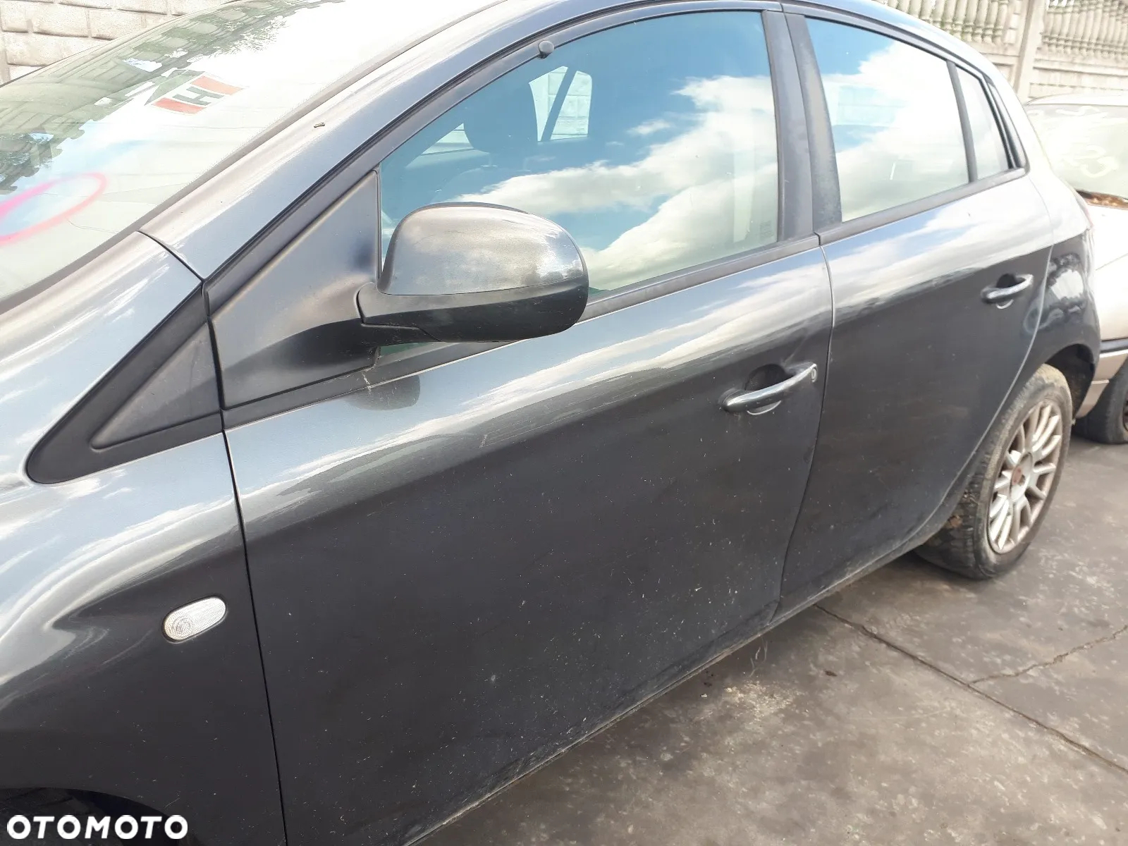 FIAT BRAVO II 07-10 1.9 D KOD KOLORU 284/A ZDERZAK TYŁ - 23