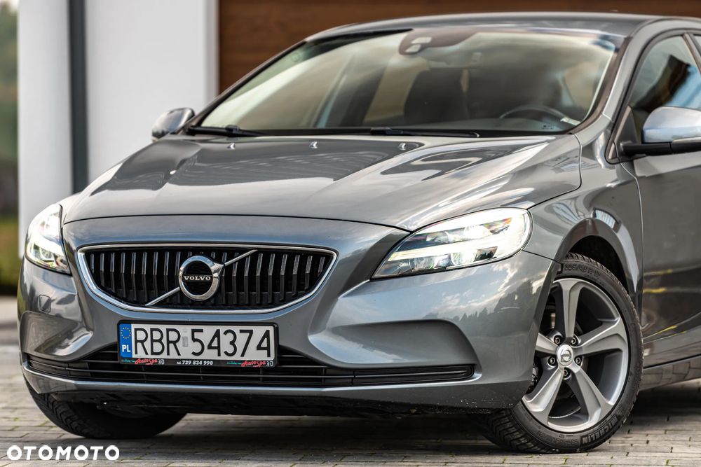 Volvo V40 D2 Momentum - 5
