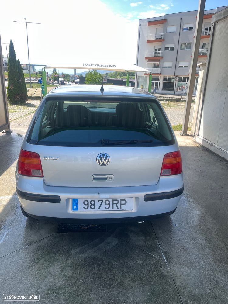 VW Golf 1.4i 25 Anos - 3