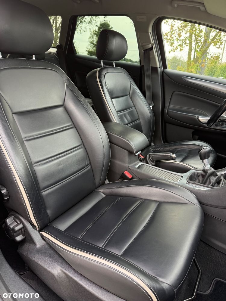 Ford Mondeo 2.0 TDCI Titanium S - 13