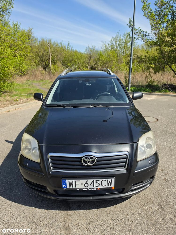 Toyota Avensis 1.8 VVT-i Executive - 2