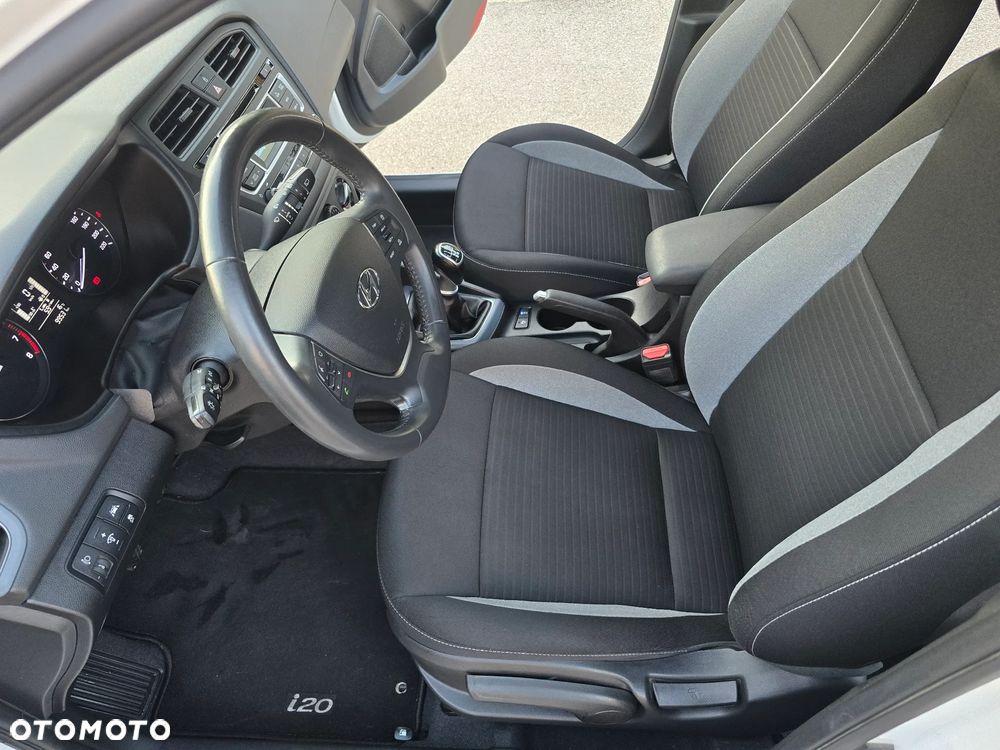 Hyundai i20 - 6