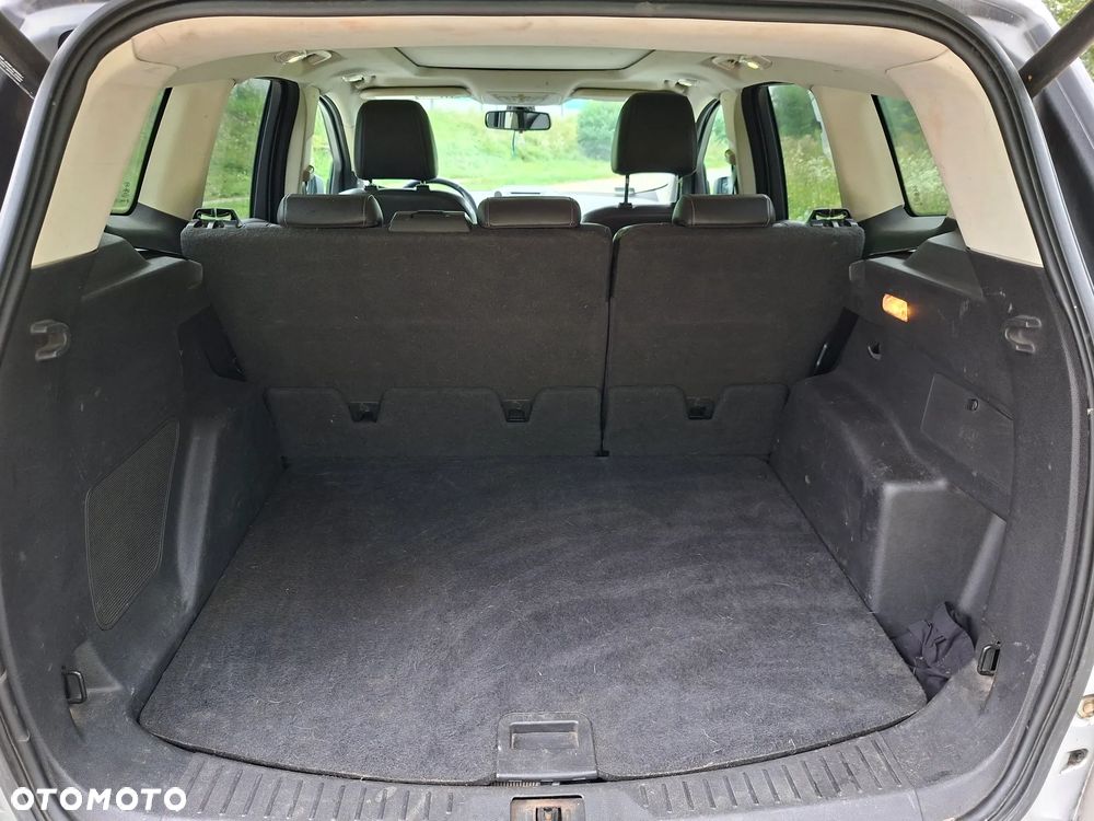 Ford Escape 2.0 EcoBoost AWD Titanium - 12