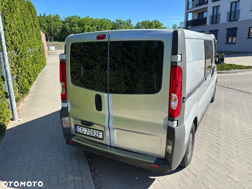 Opel Vivaro - 6