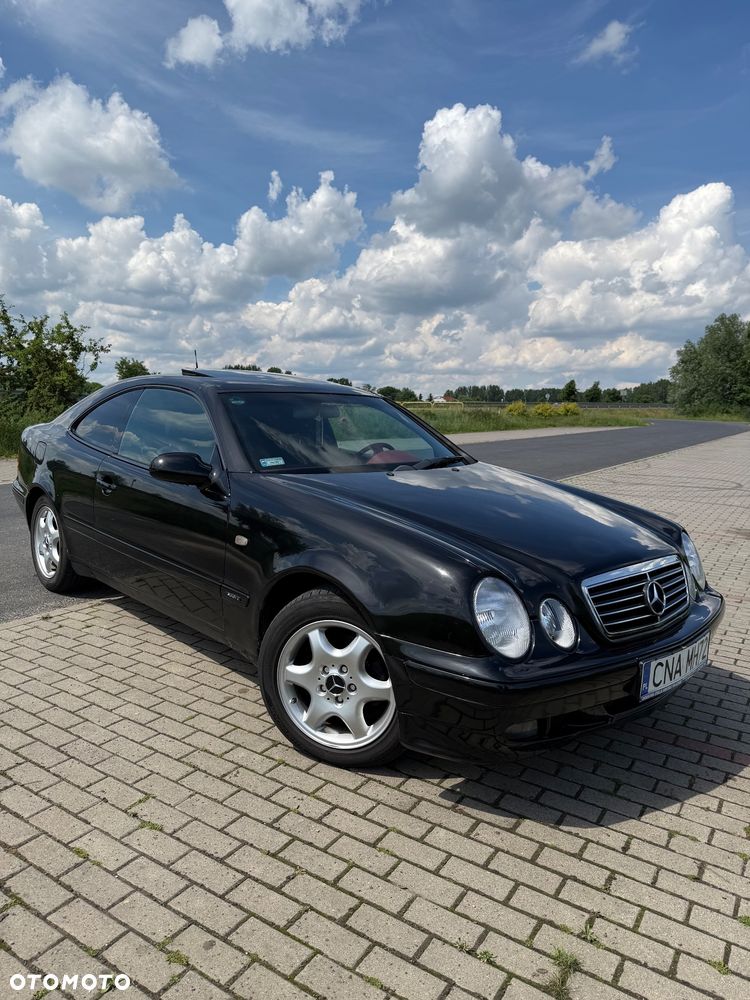 Mercedes-Benz CLK - 2