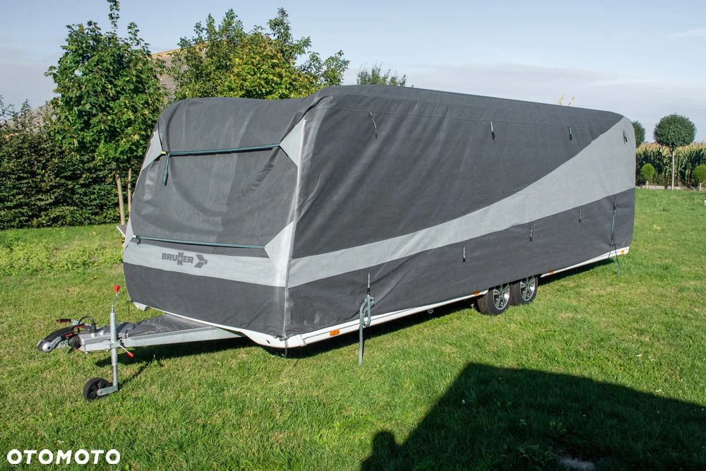 Dethleffs 730FKR Camper - 32