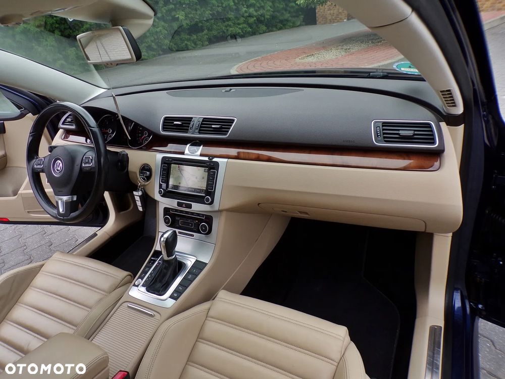 Volkswagen Passat 2.0 TDI DSG BlueMotion Technology Highline - 16