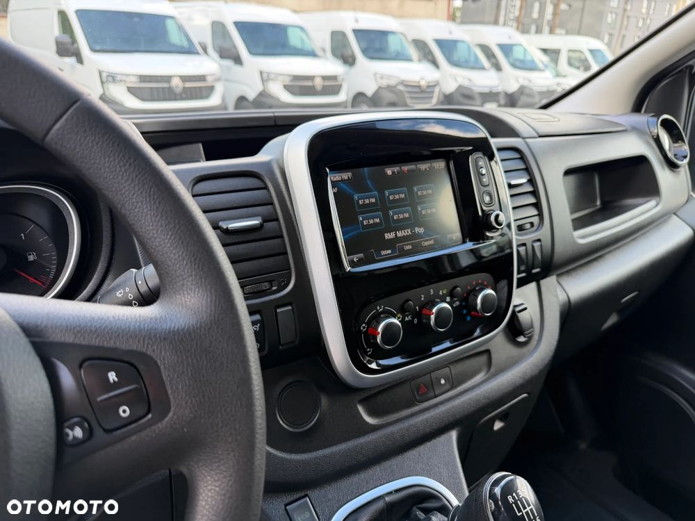 Renault Trafic - 8