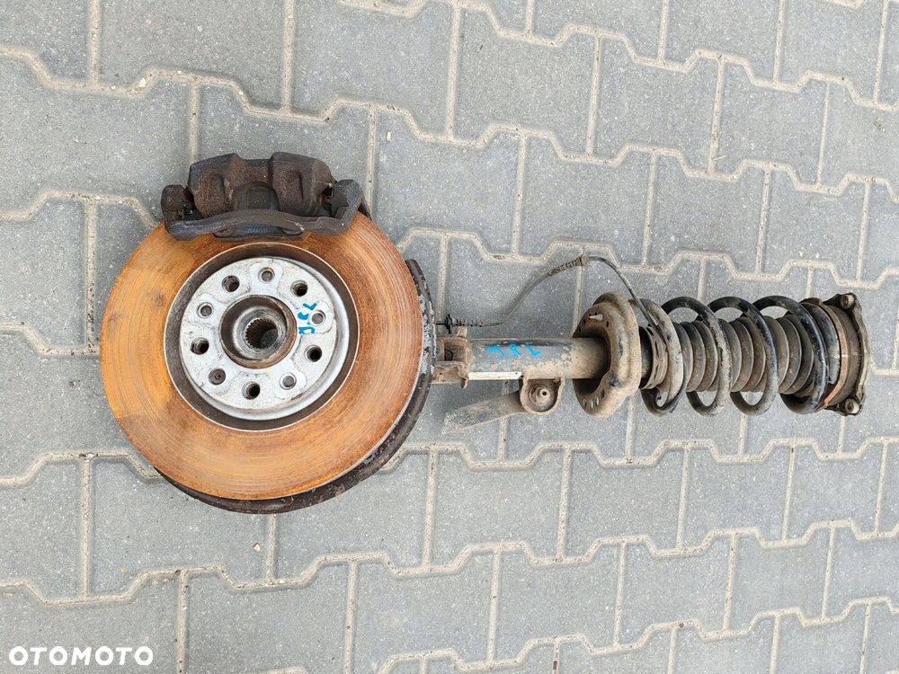 Amortyzator zwrotnica lewa przód przednia 00520361840 Jeep Renegade 14-