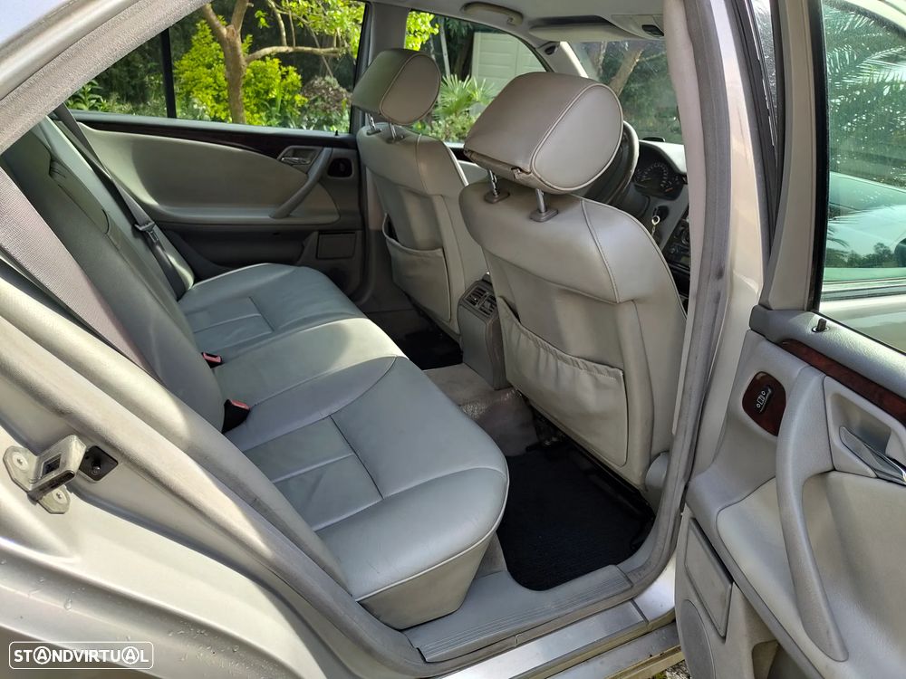 Mercedes-Benz E 220 - 8