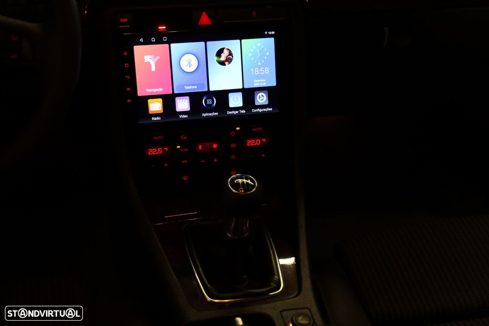 Audi A4 Avant 2.0 TDi S-line - 19