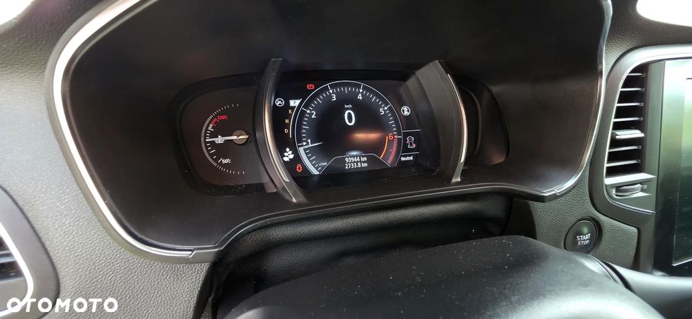 Renault Megane TCe 140 GPF EDC INTENS - 23