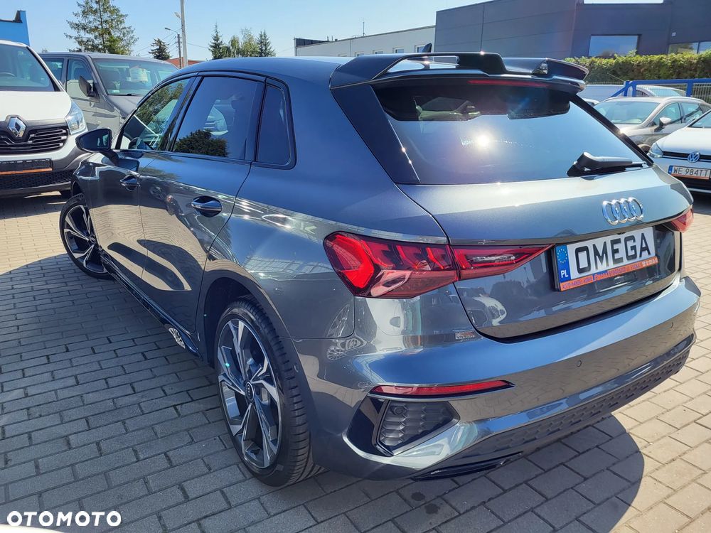 Audi A3 Sportback 35 TFSI S line - 4