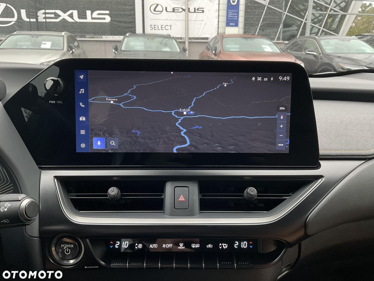 Lexus UX 250h GPF F Sport Design 2WD - 23