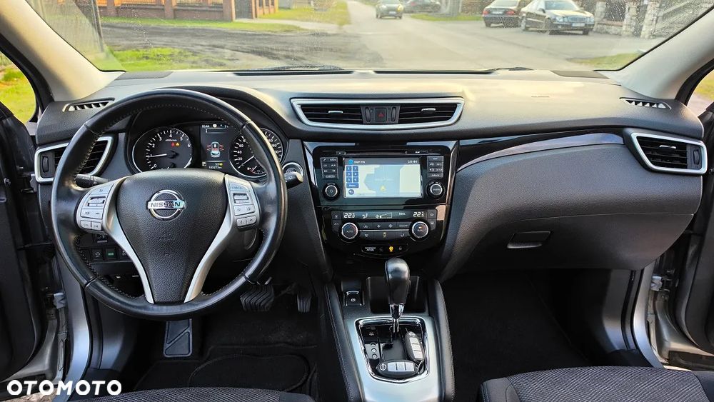Nissan Qashqai 1.2 DIG-T Xtronic 360 - 9